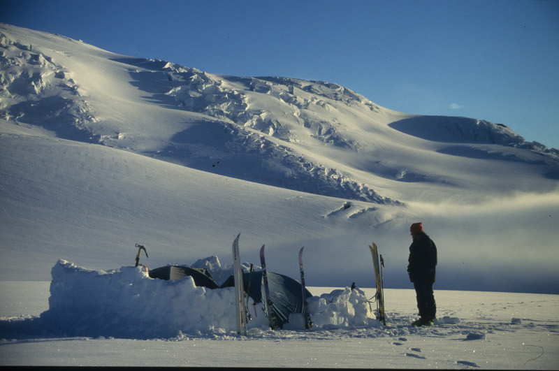 Dr. Gabl auf Expedition auf dem Weg zum Mount Everest